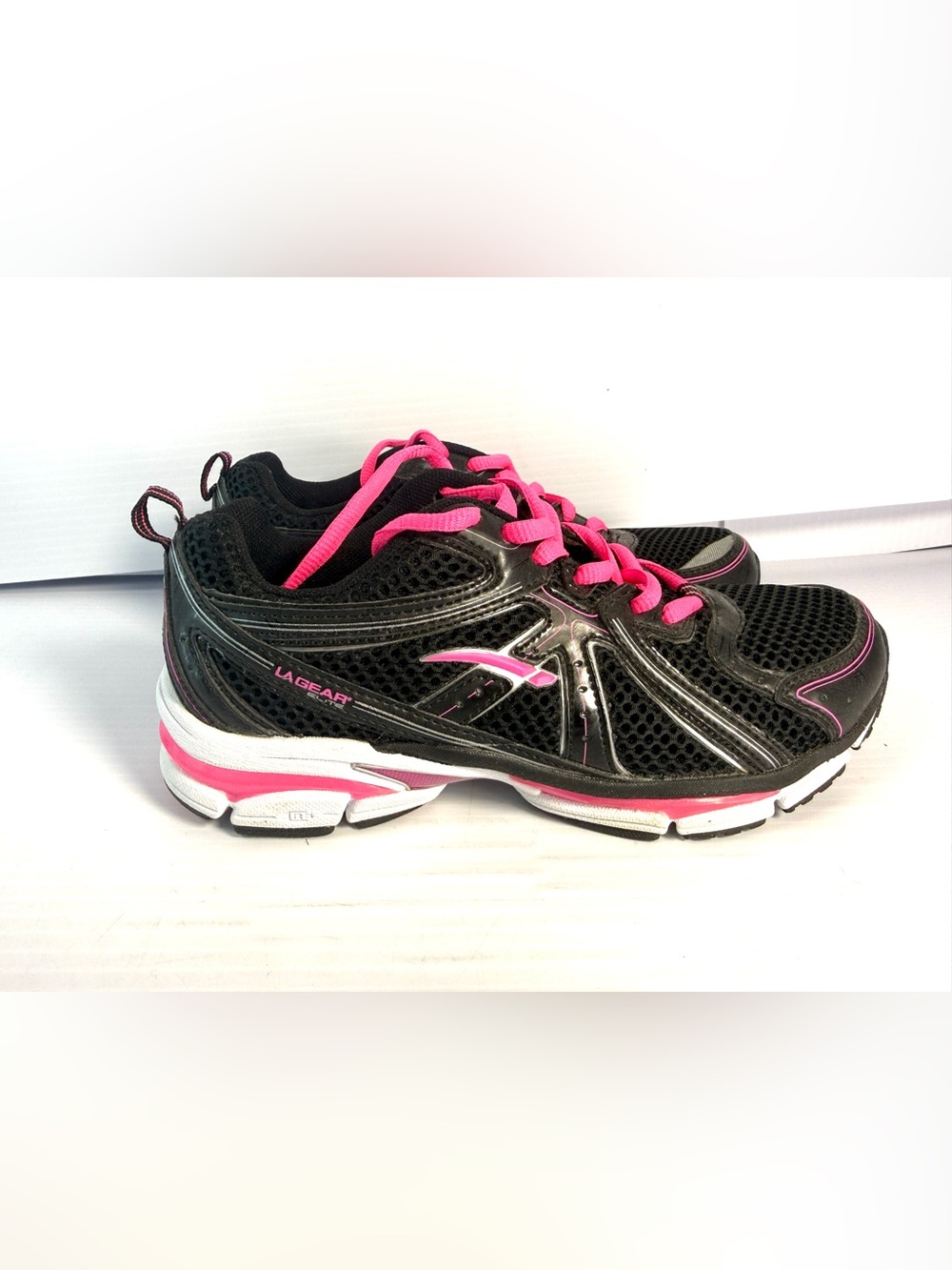 L.A. Gear Black & Hot Pink Women's Athletic Sneakers